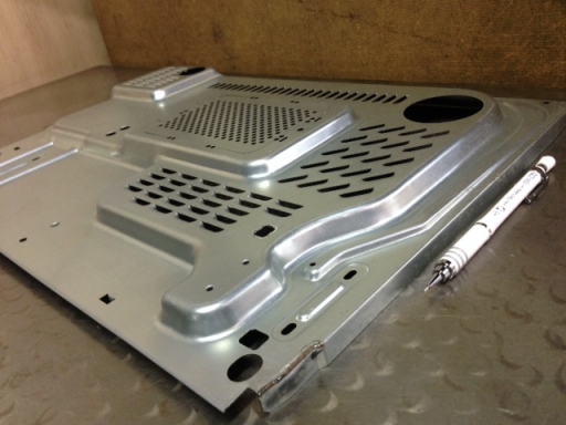 株式会社豊里金属工業